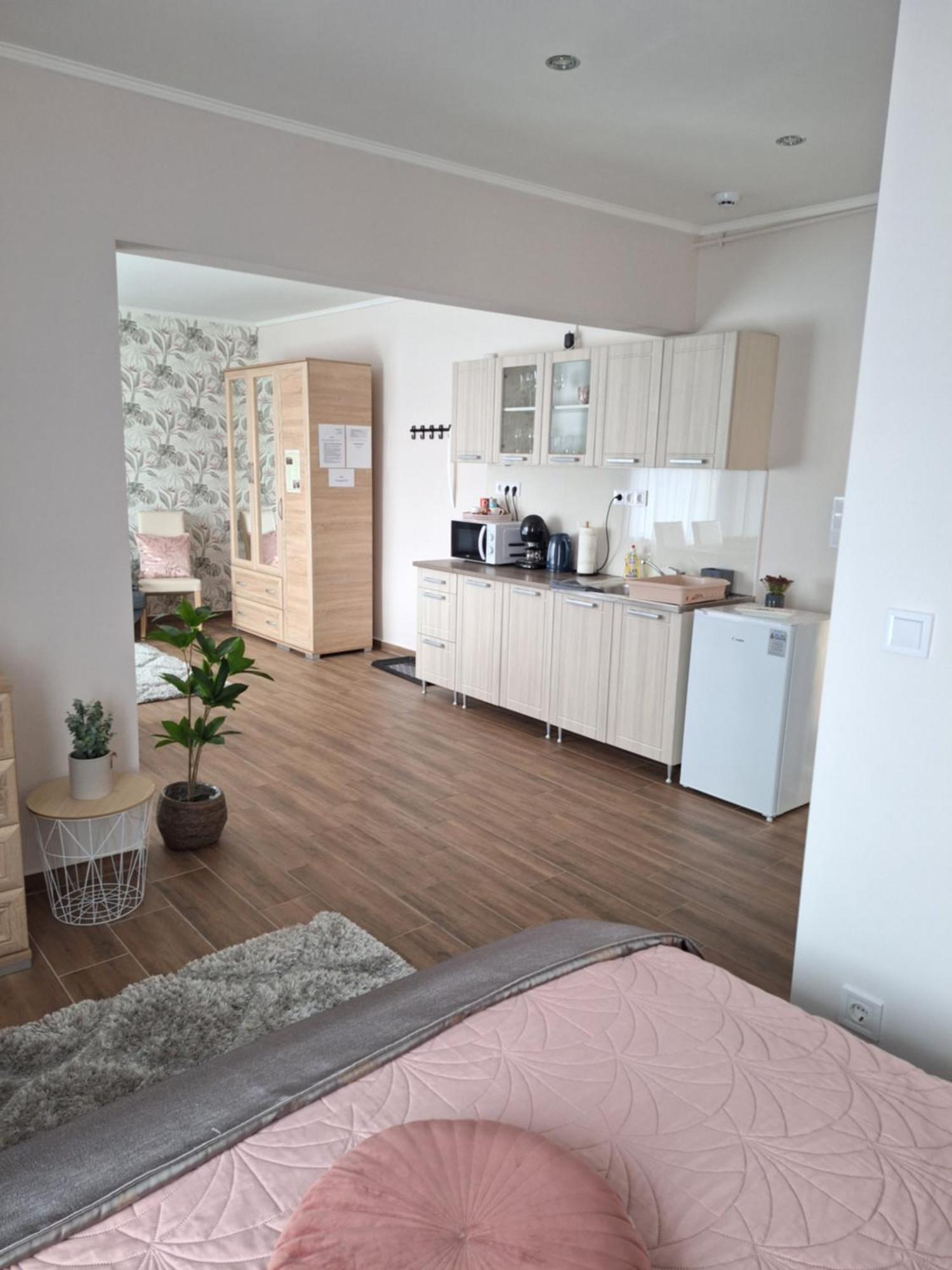 Varfal Apartman Эгер Экстерьер фото
