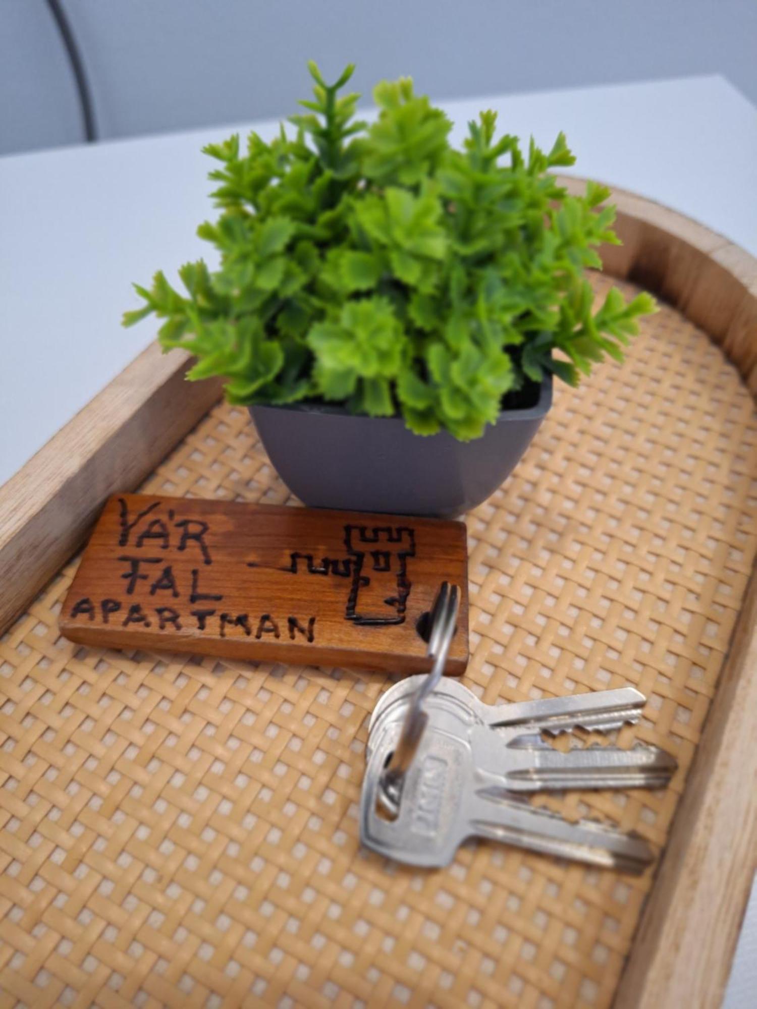 Varfal Apartman Эгер Экстерьер фото