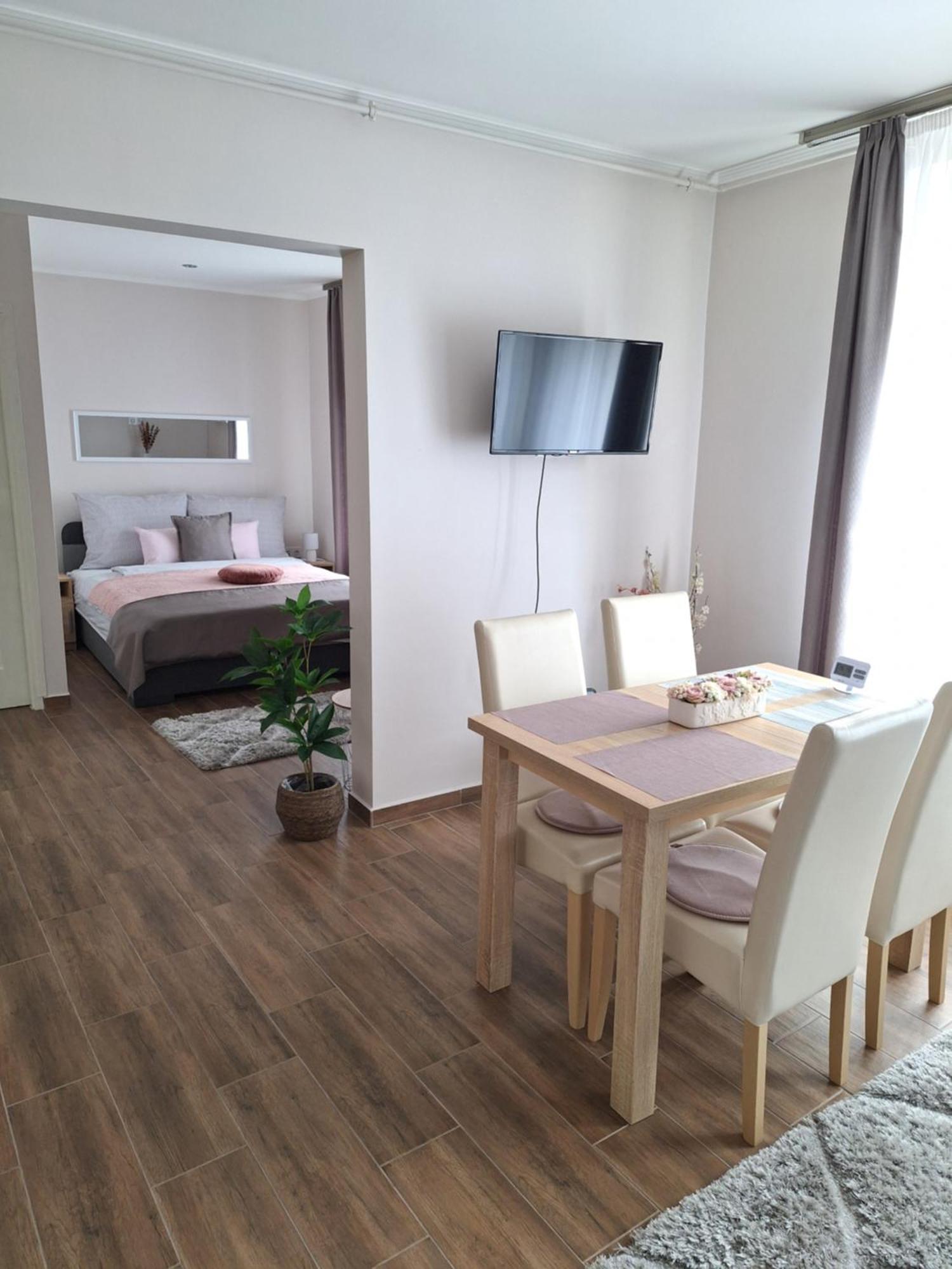 Varfal Apartman Эгер Экстерьер фото