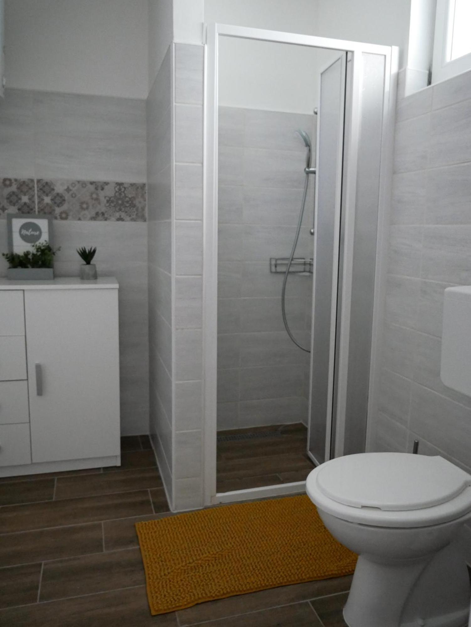 Varfal Apartman Эгер Номер фото