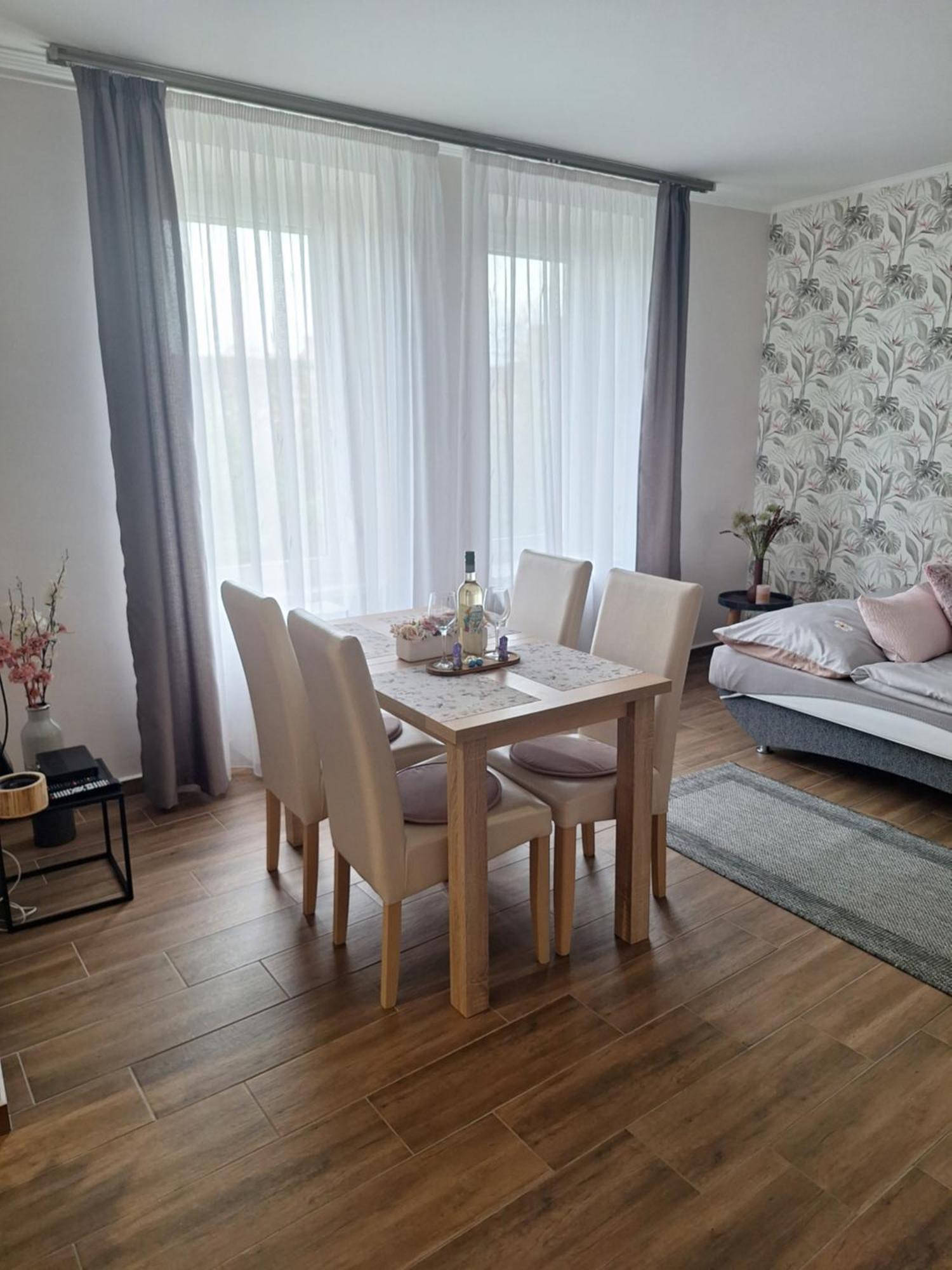 Varfal Apartman Эгер Номер фото